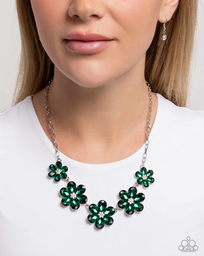 Paparazzi Necklace - Whimsical Way - Green