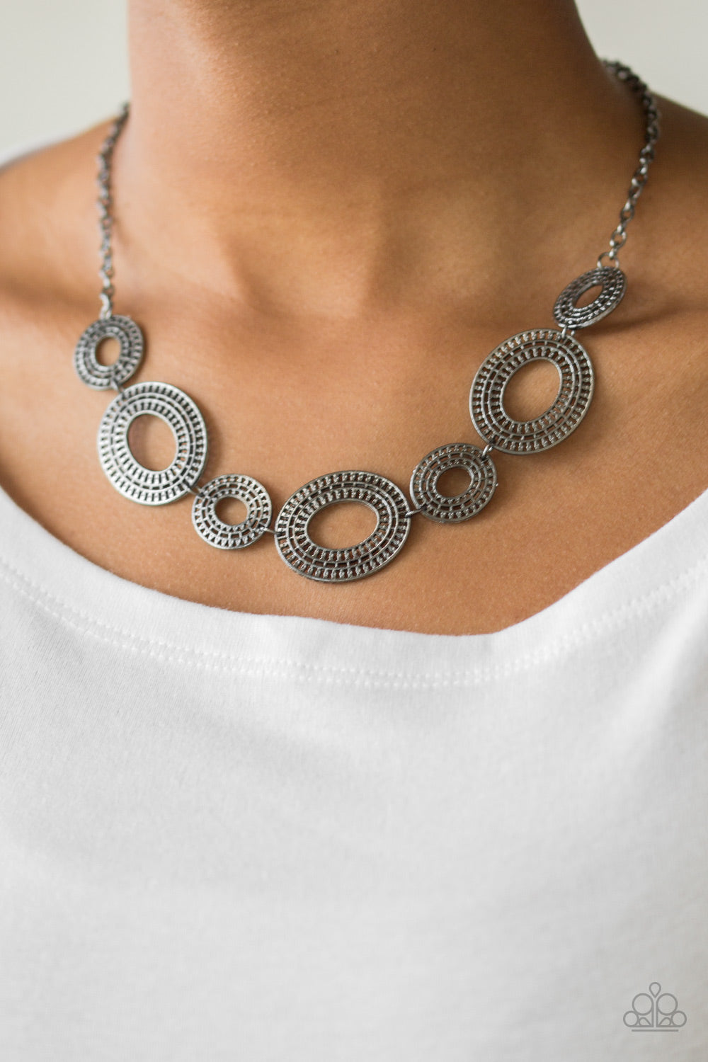 Paparazzi Necklace - Basically Baltic - Black