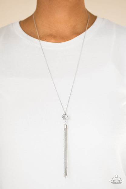 Paparazzi Necklace - Socialite of the Season - Silver