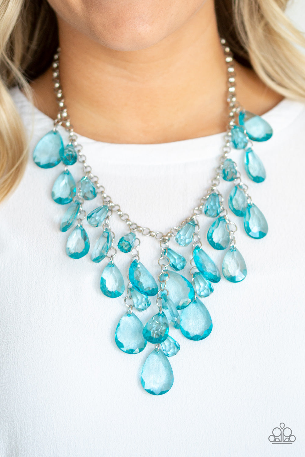 Paparazzi Necklace - Irresistible Iridescence - Blue