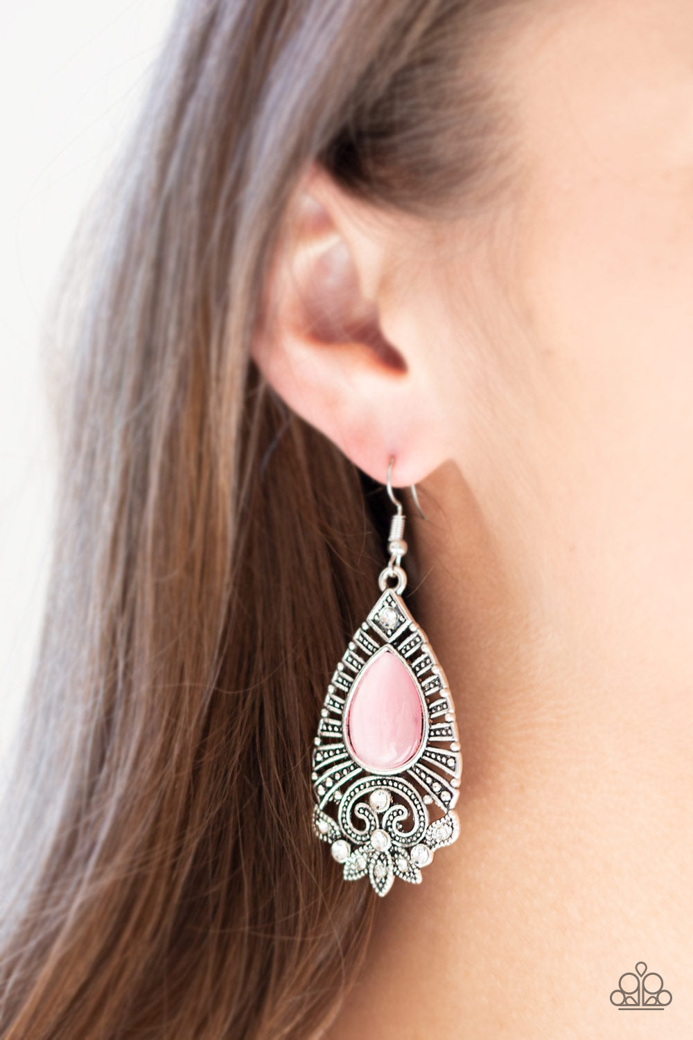 Paparazzi Earrings - Majestically Malibu - Pink