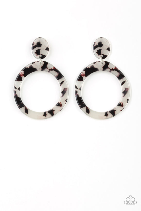 Paparazzi Earrings - Fish Out Of Water - White