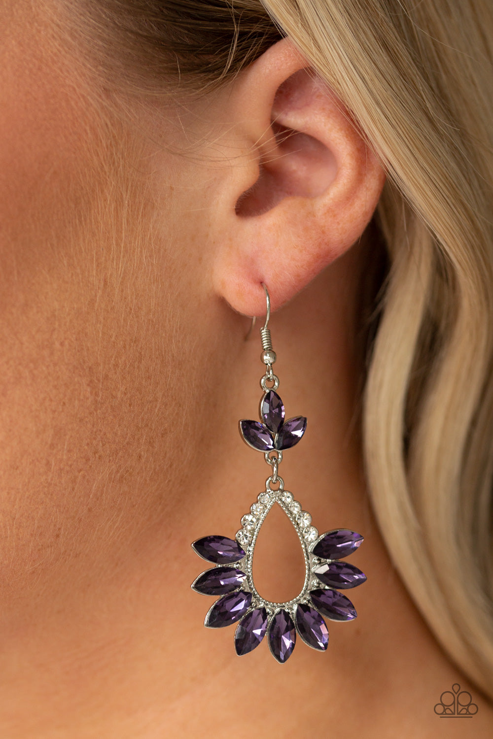 Paparazzi Earrings - Extra Exquisite - Purple