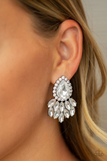 Paparazzi Earrings - A Breath of Fresh HEIR - Black