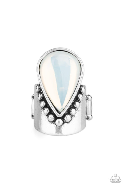 Paparazzi Ring - Opal Mist - White