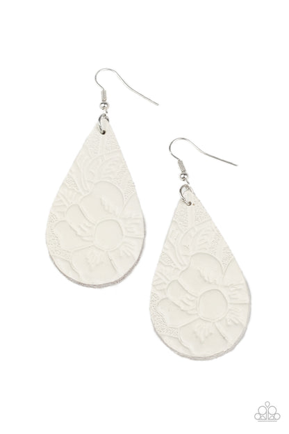 Paparazzi Earrings - Beach Garden - White