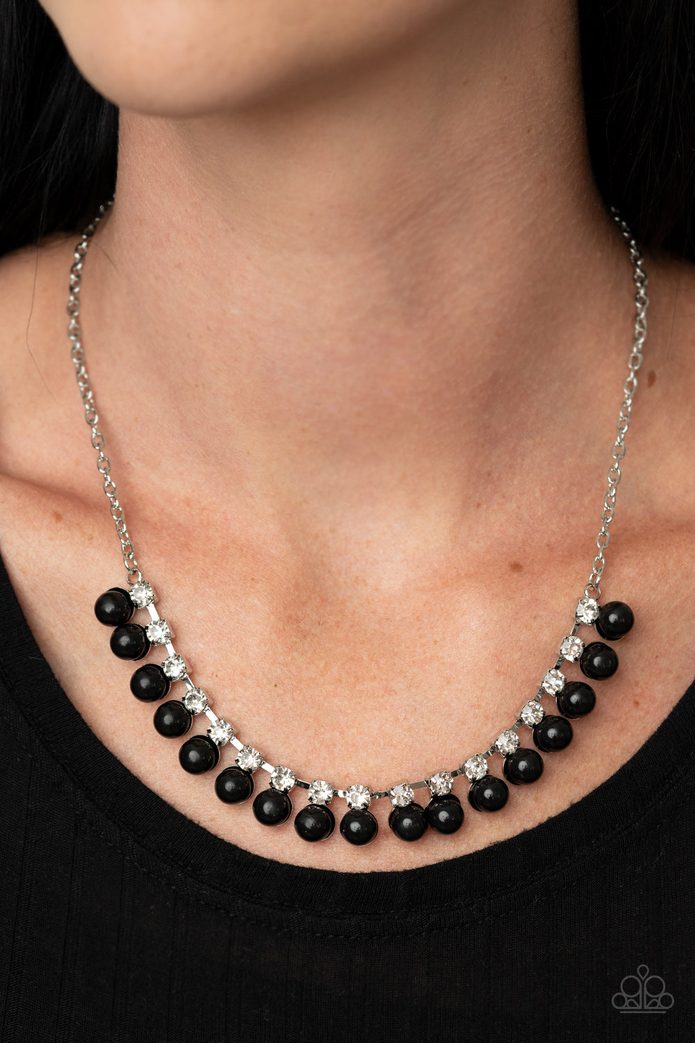 Paparazzi Necklace - Frozen in TIMELESS - Black