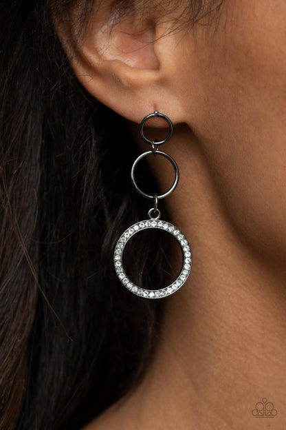 Paparazzi Earrings - Rule-Breaking Radiance - Black