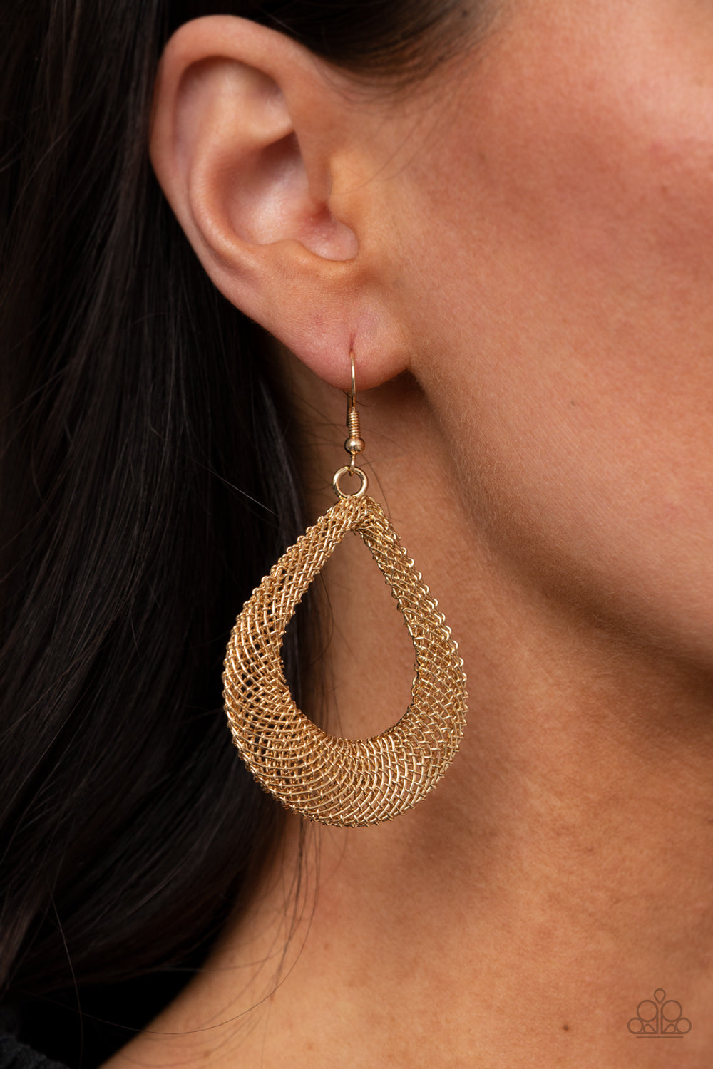 Paparazzi Earrings - A Hot MESH - Gold