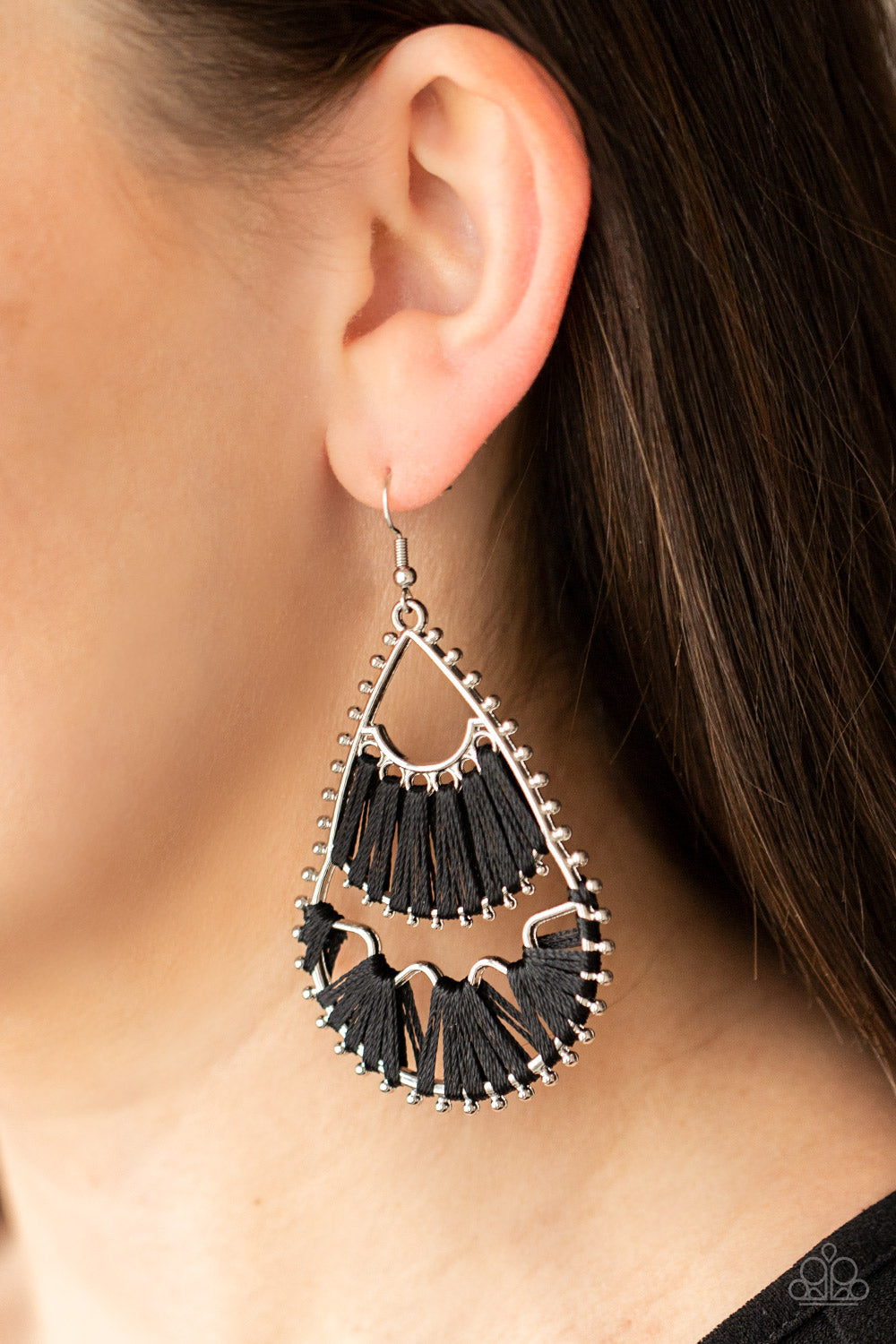 Paparazzi Earrings - Samba Scene - Black