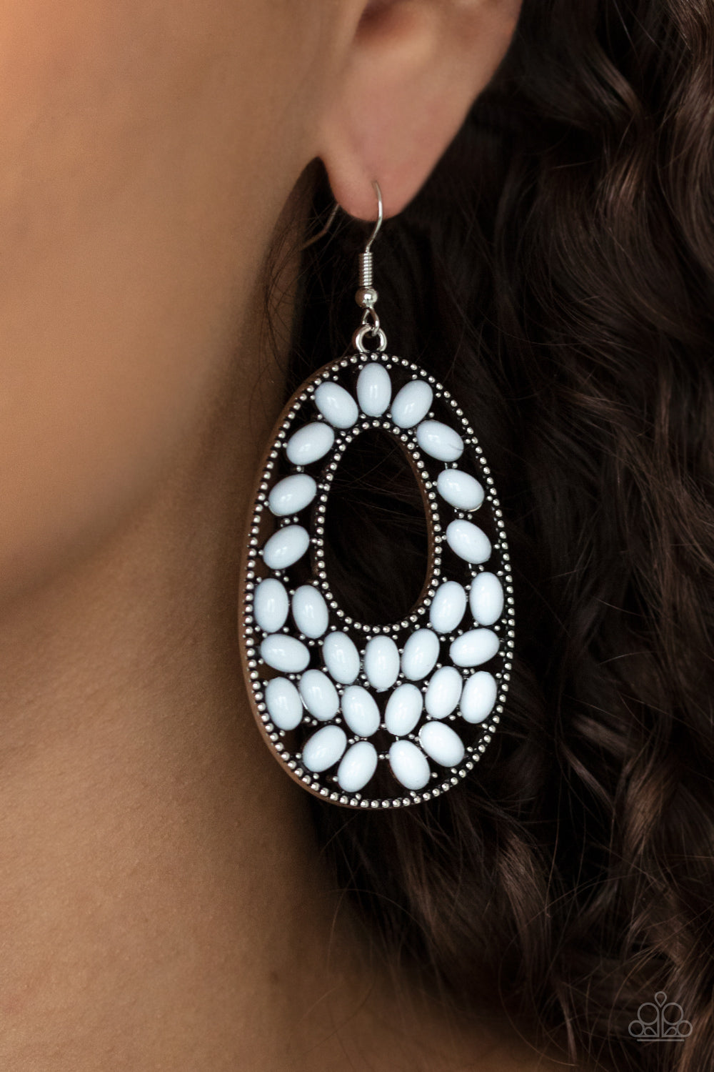 Paparazzi Earrings - Beaded Shores - White