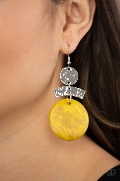 Paparazzi Earrings - Diva Of My Domain - Yellow