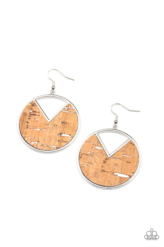 Paparazzi Earrings - Nod to Nature - White