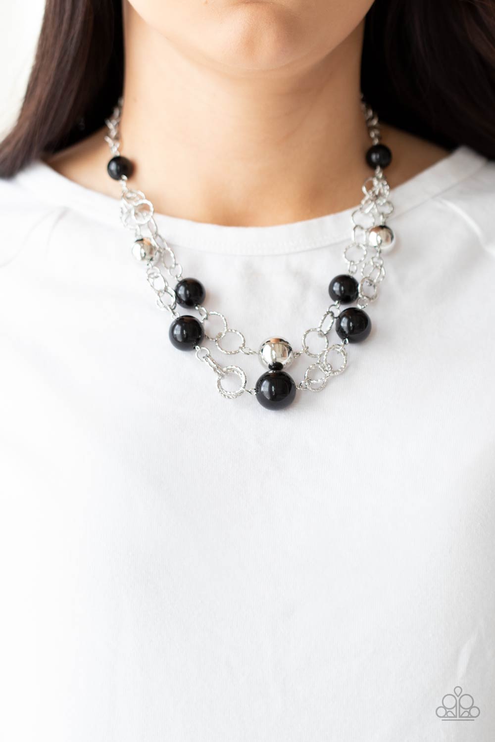 Paparazzi Necklace - New Age Knockout - Black