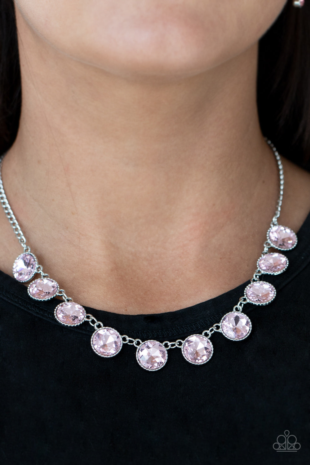 Paparazzi Necklace - Mystical Majesty - Pink