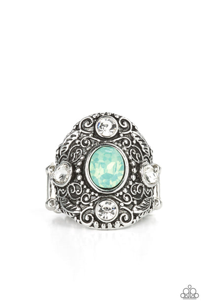 Paparazzi Ring - In The Limelight - Green