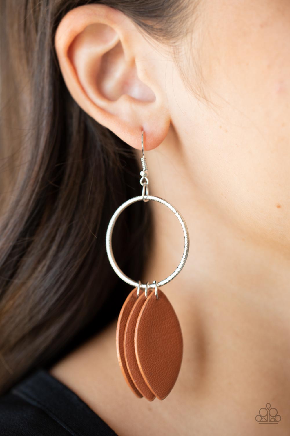 Paparazzi Earrings - Leafy Laguna - Brown