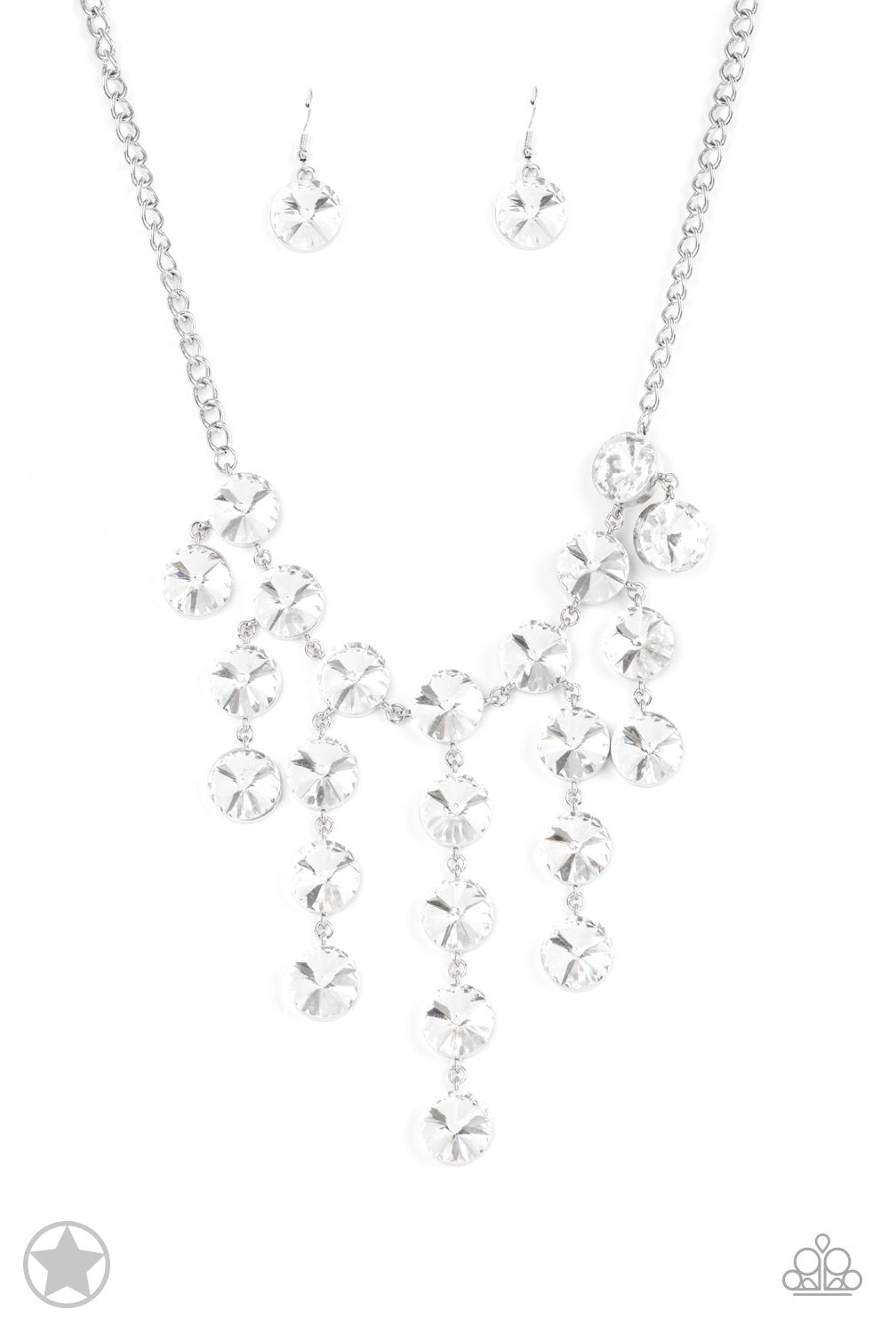 Paparazzi Blockbuster Necklace - Spotlight Stunner - Silver