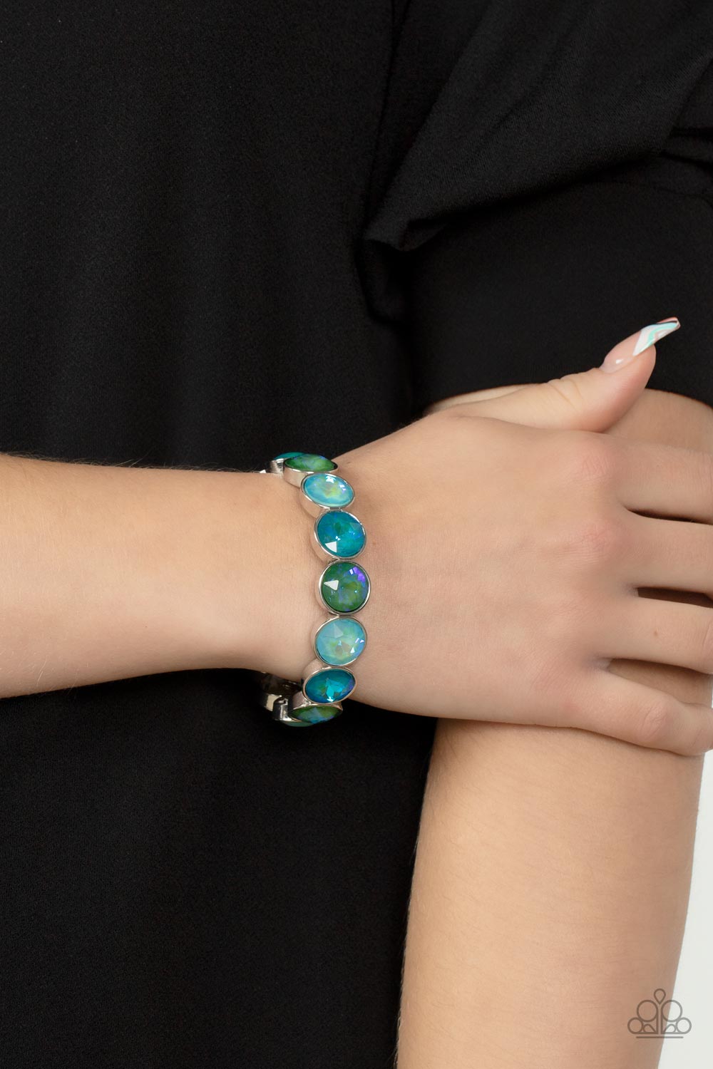 Paparazzi Bracelet - Radiant on Repeat - Green