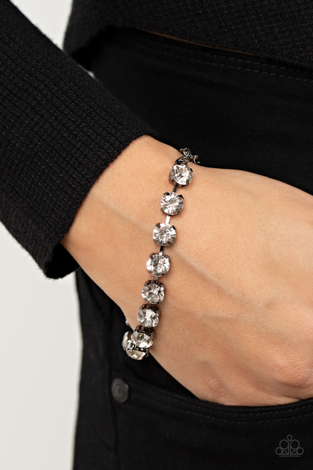 Paparazzi Bracelet - A-Lister Afterglow - Black