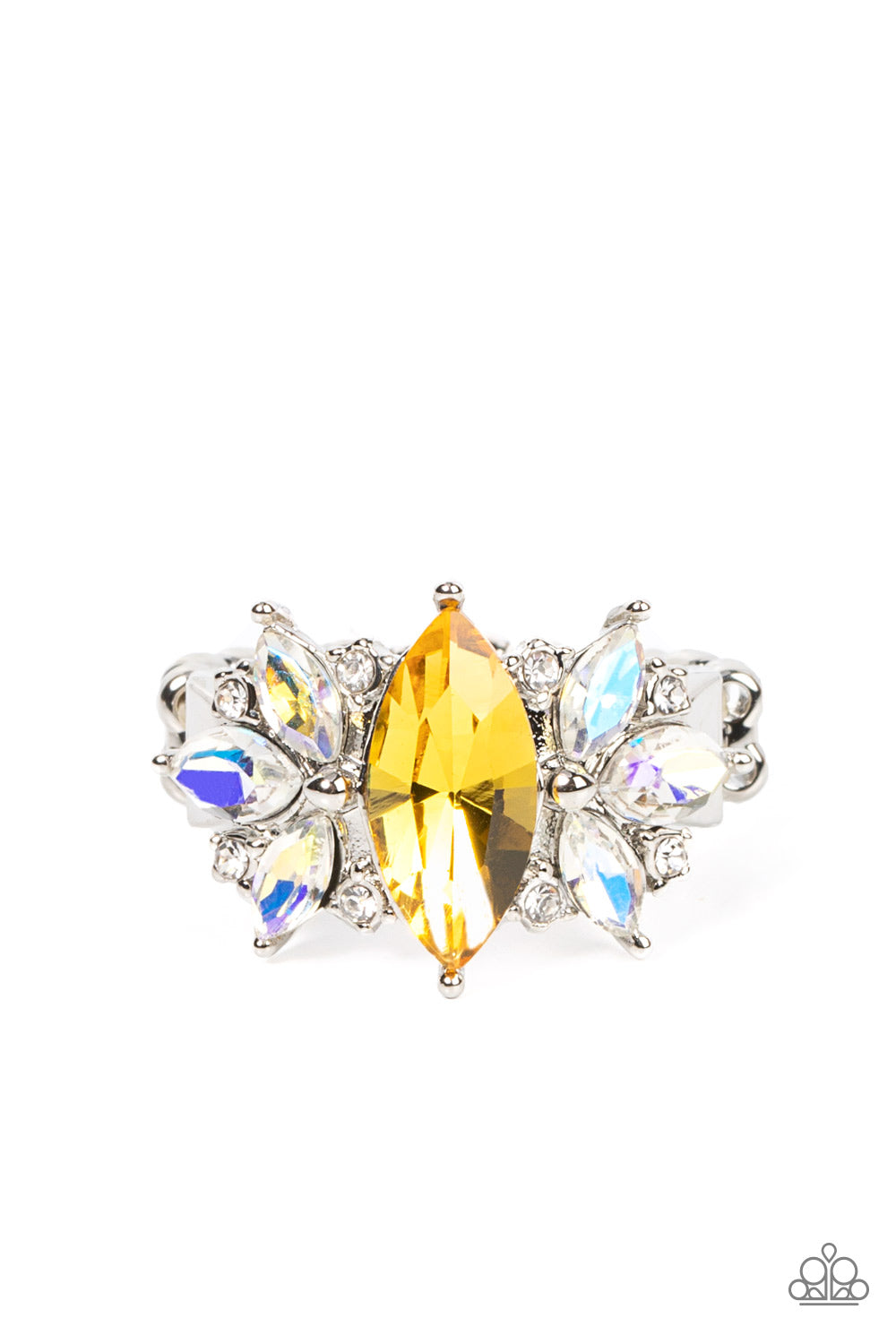 Paparazzi Ring - Luxury Luster - Yellow