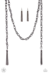 Paparazzi Blockbuster Necklace - SCARFed for Attention - Gunmetal