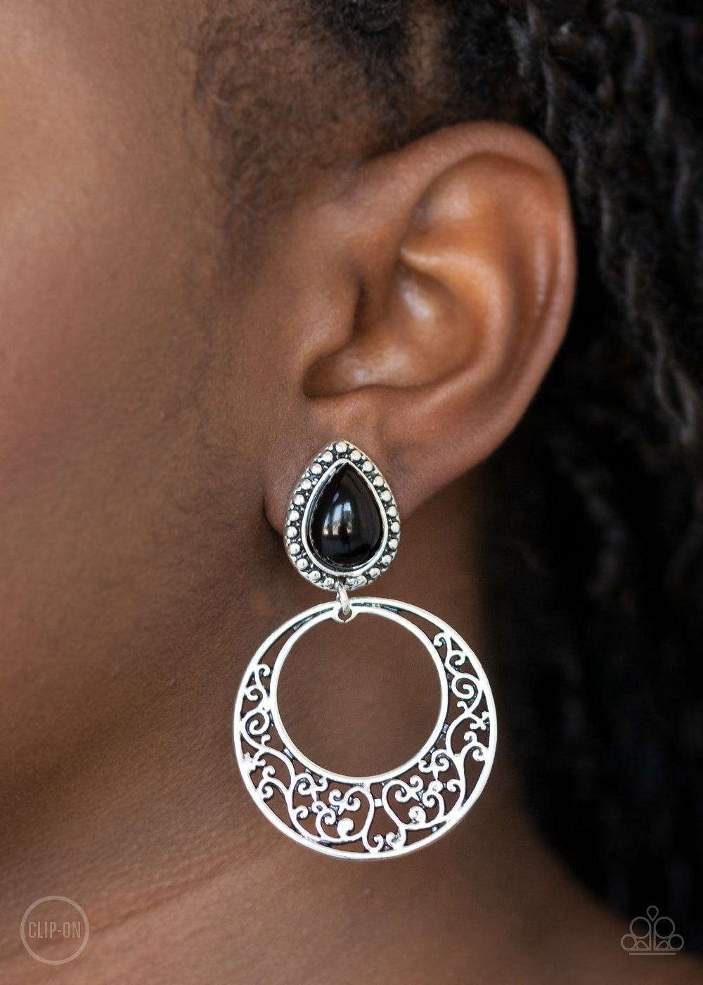 Paparazzi Earrings - Exotic Escape - Black