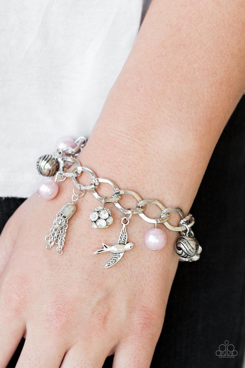 Paparazzi Bracelet - Lady Love Dove - Pink