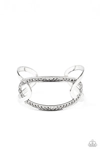 Paparazzi Bracelet - Never A Dull Moment - Silver