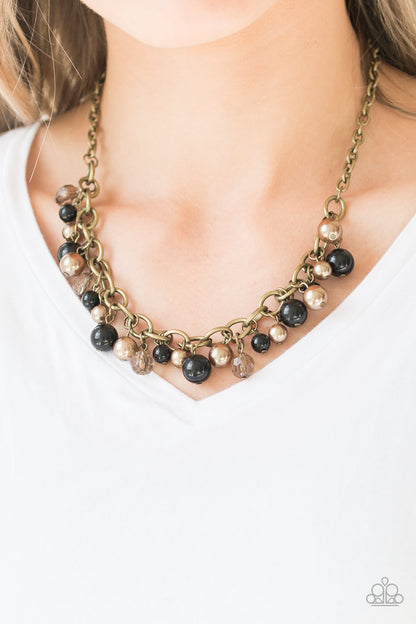 Paparazzi Necklace - The GRIT Crowd - Black