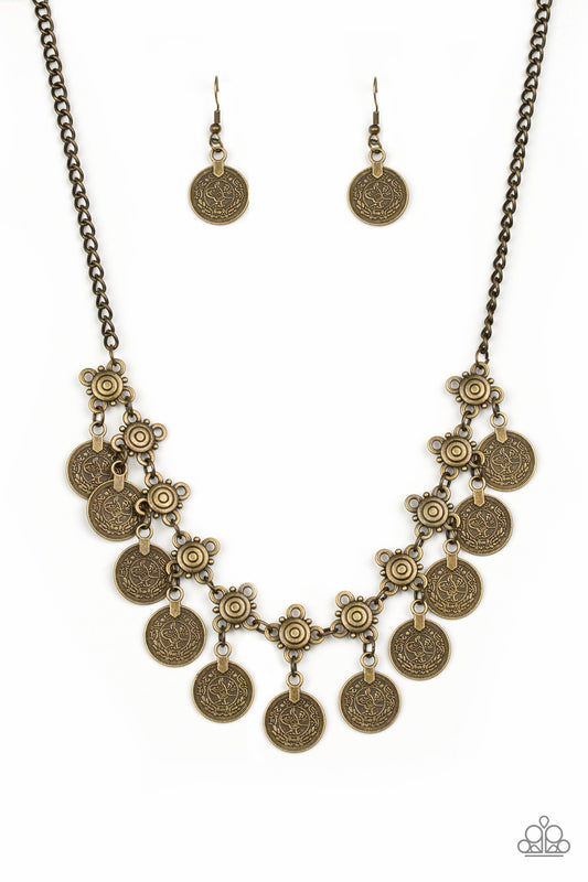 Paparazzi Necklace - Walk the Plank - Brass