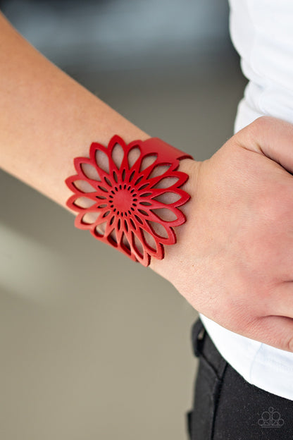 Paparazzi Bracelet - Wildly Wildflower - Red