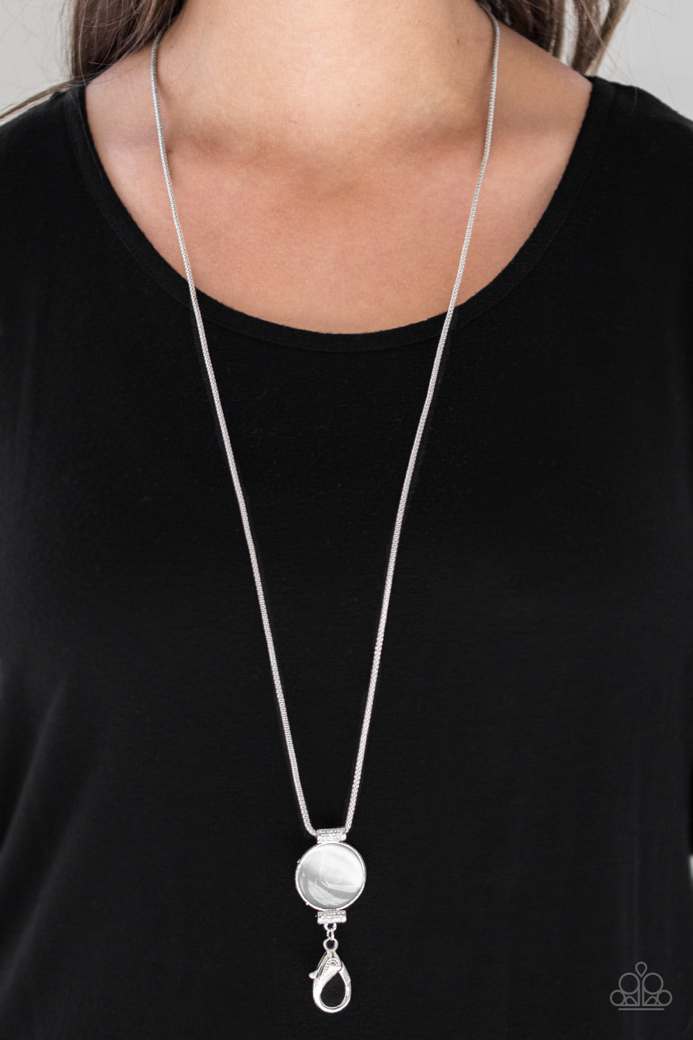 Paparazzi Necklace - Happy As Can BEAM - White