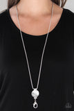 Paparazzi Necklace - Happy As Can BEAM - White