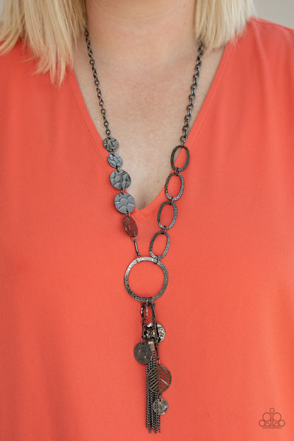 Paparazzi Necklace - Trinket Trend - Black