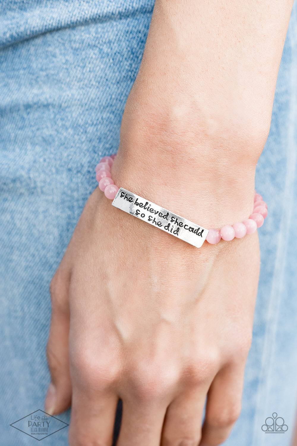 Paparazzi Bracelet - So She Did - Pink