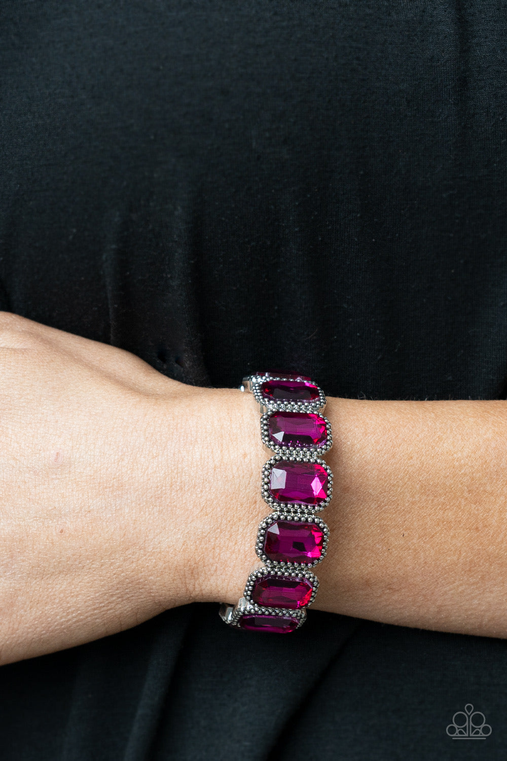 Paparazzi Bracelet - Studded Smolder - Pink