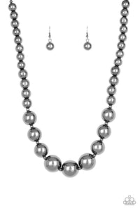 Paparazzi Necklace - Living Up To Reputation - Black