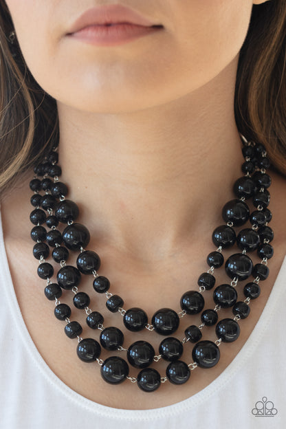 Paparazzi Necklace - Everyone Scatter! - Black