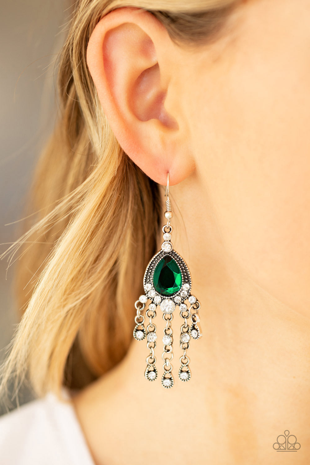 Paparazzi Earrings - Bling Bliss - Green