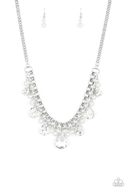 Paparazzi Necklace - Knockout Queen - White